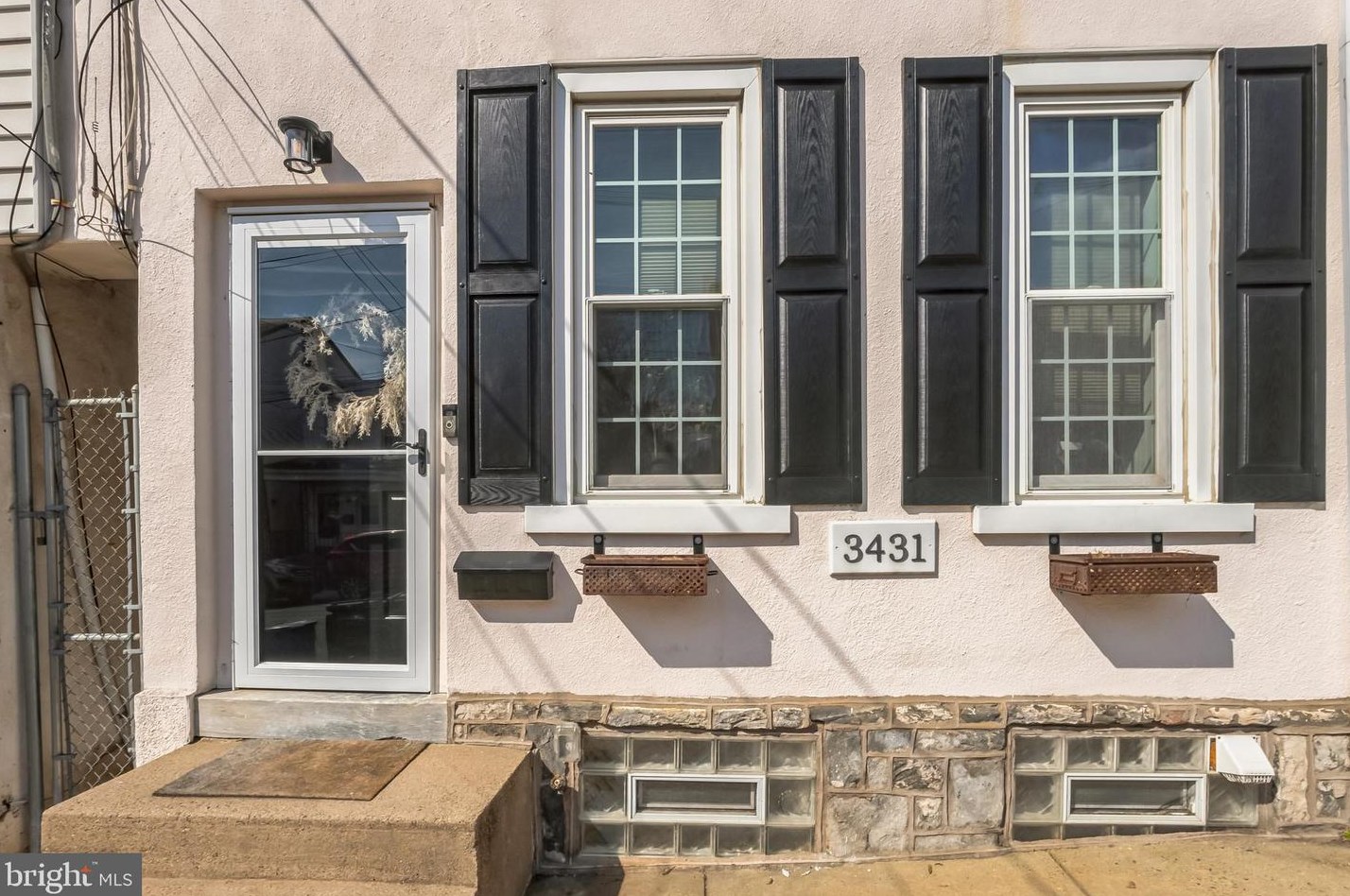 3431 Crawford St, Philadelphia PA  19129-1515 exterior