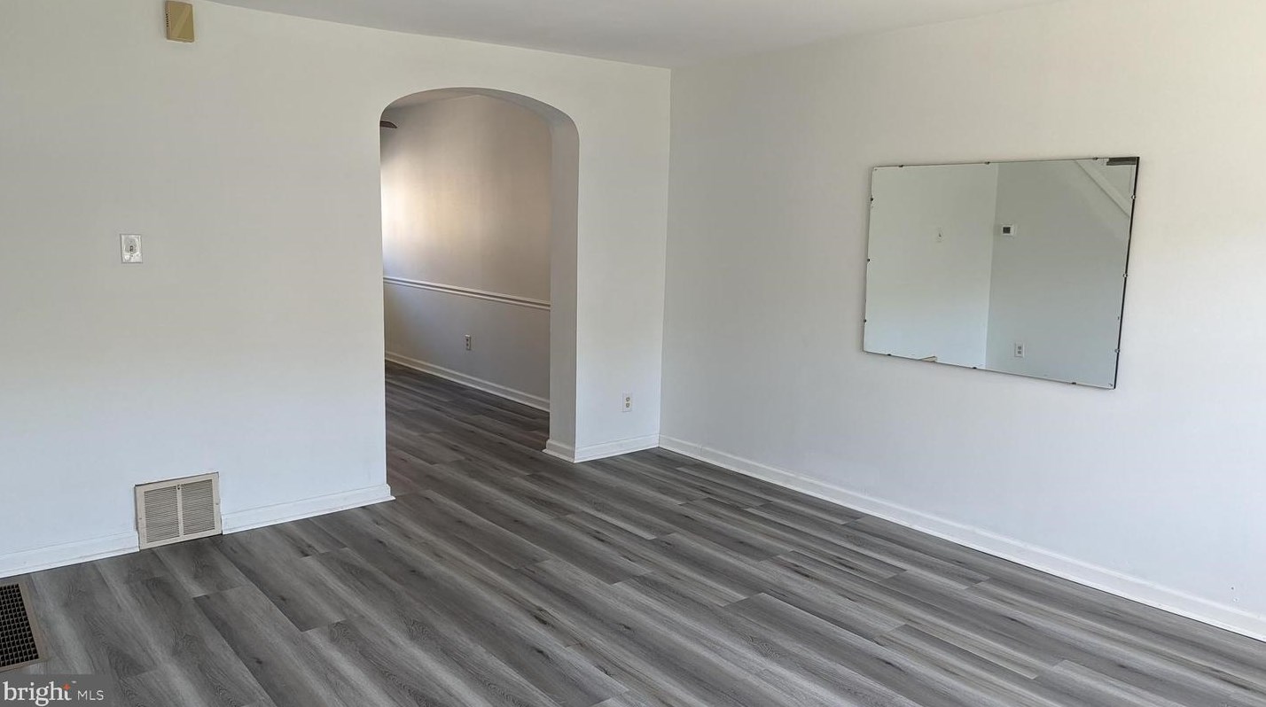 4553 Vista St, Philadelphia PA  19136-3710 exterior