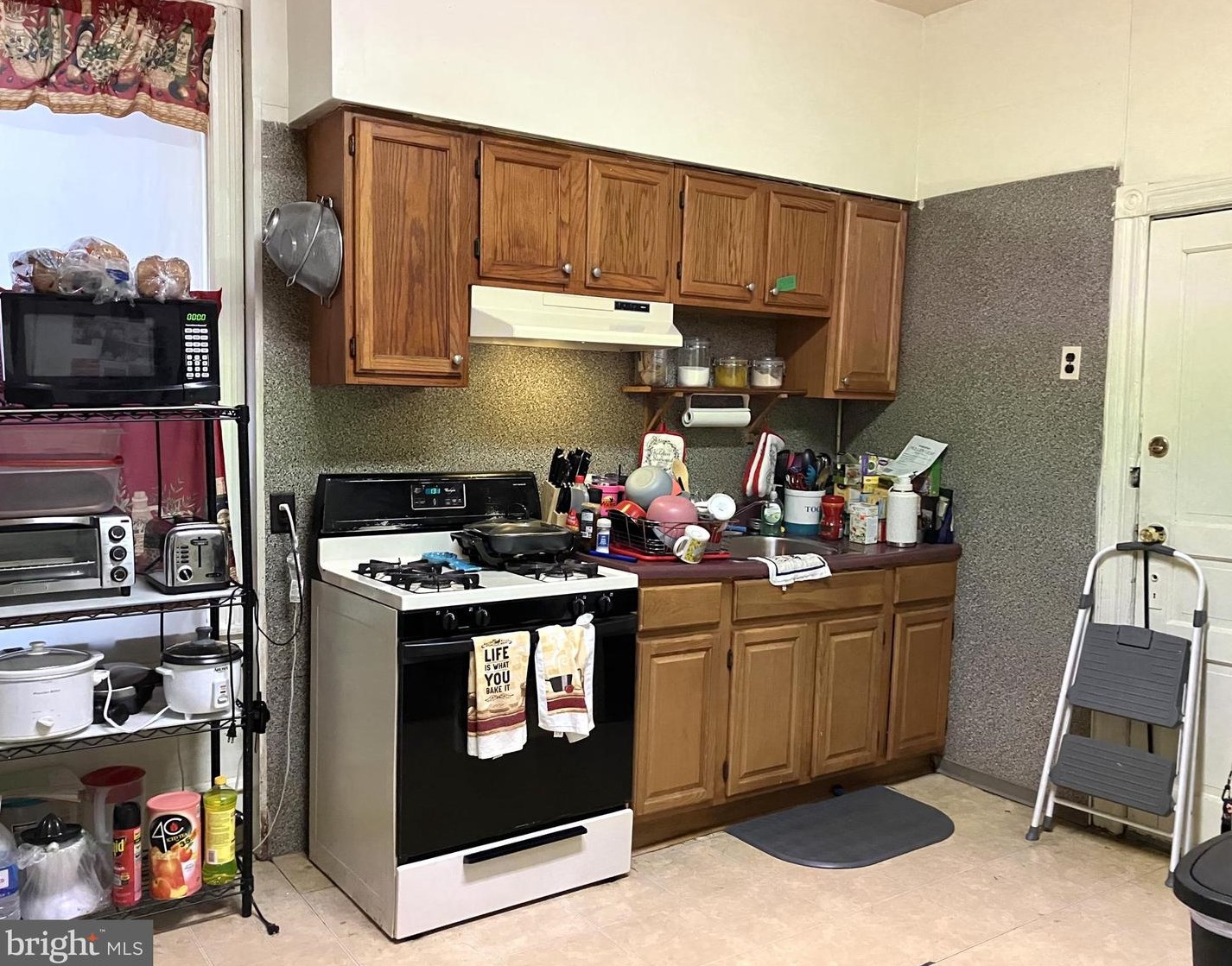 5033 Walnut St, Philadelphia PA 19139-4250 exterior