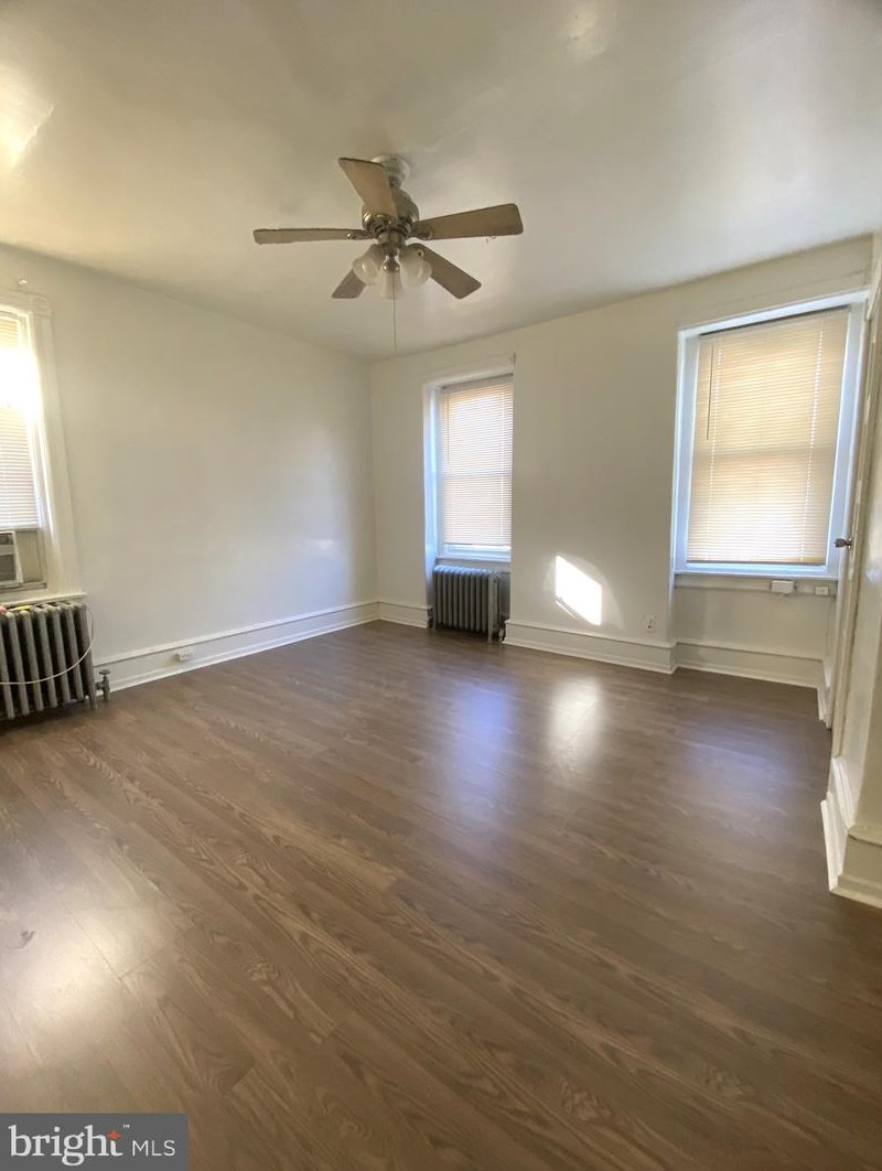 5033 Walnut St, Philadelphia PA 19139-4250 exterior