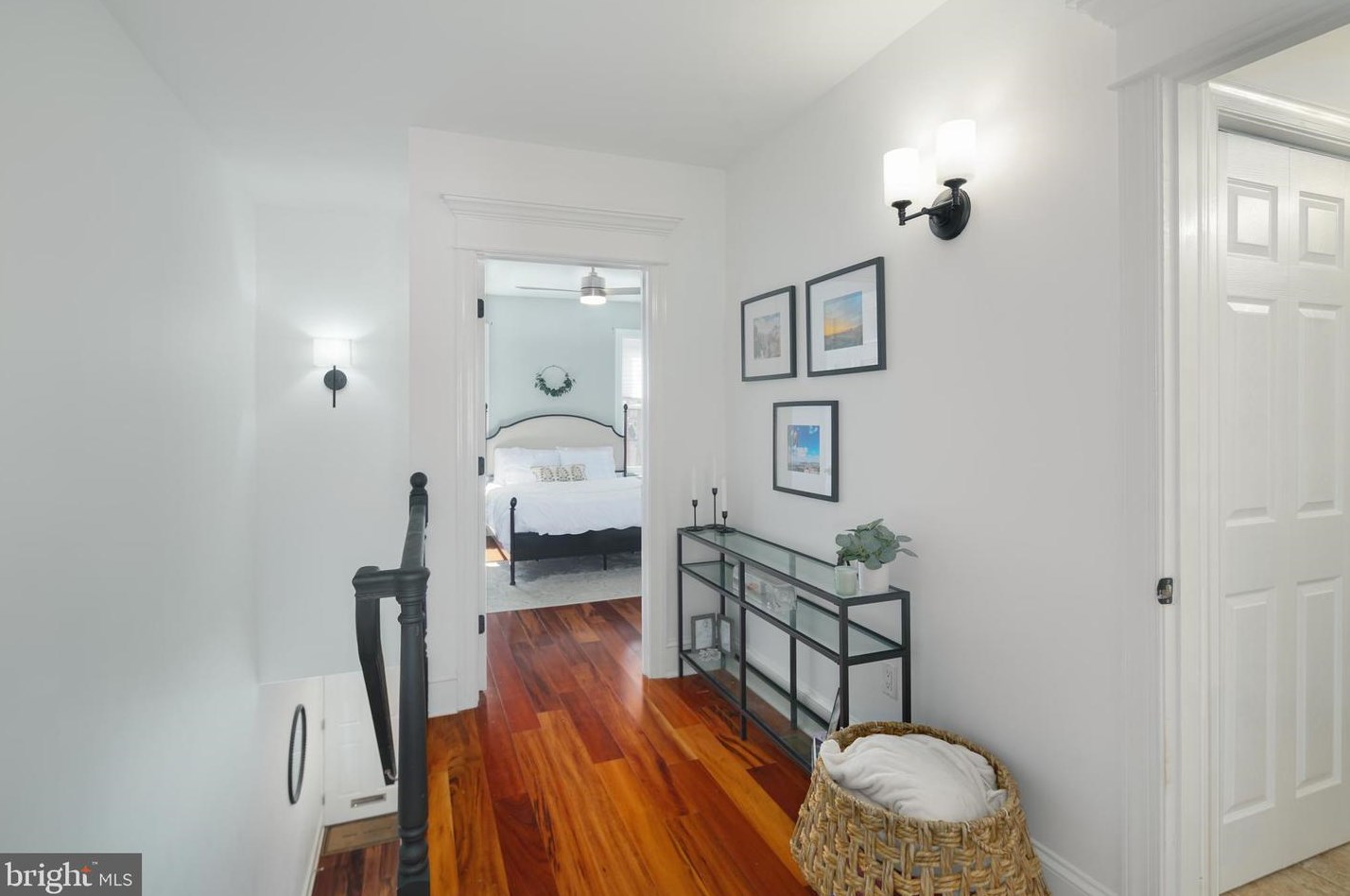 2227 Pemberton St, Philadelphia PA  19146-1140 exterior
