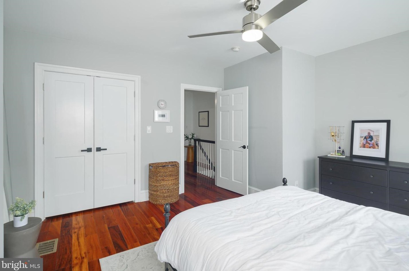 2227 Pemberton St, Philadelphia PA  19146-1140 exterior