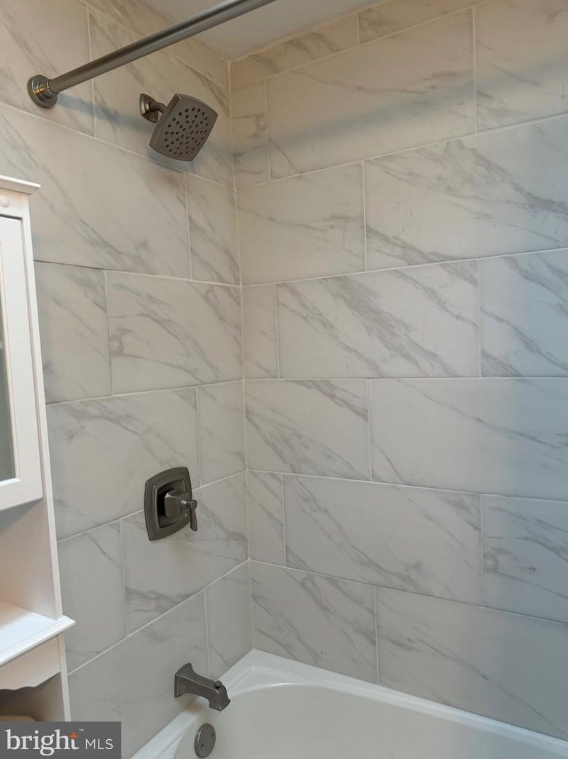 619 Sanger St, Philadelphia PA 19120-1721 exterior