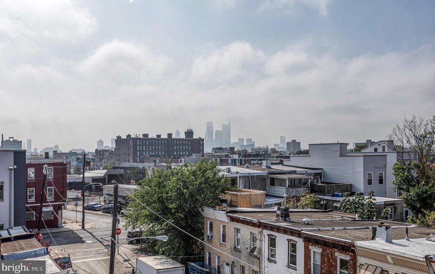 1917 Lawrence St, Philadelphia PA  19122-2233 exterior