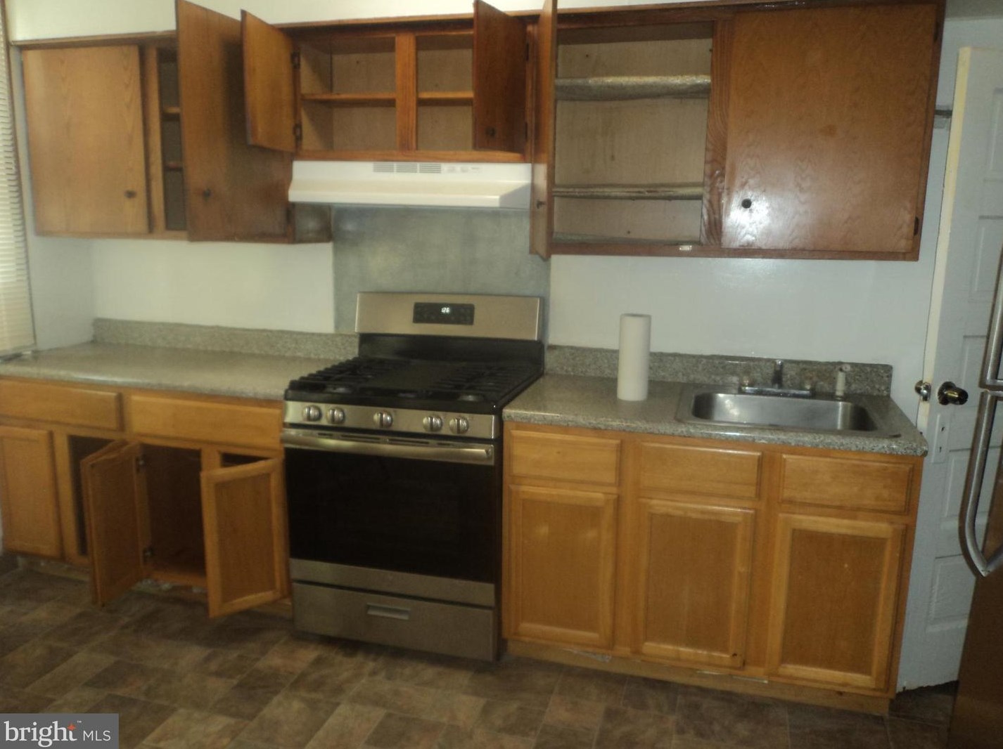 4842 Sydenham St, Philadelphia PA 19141-2121 exterior