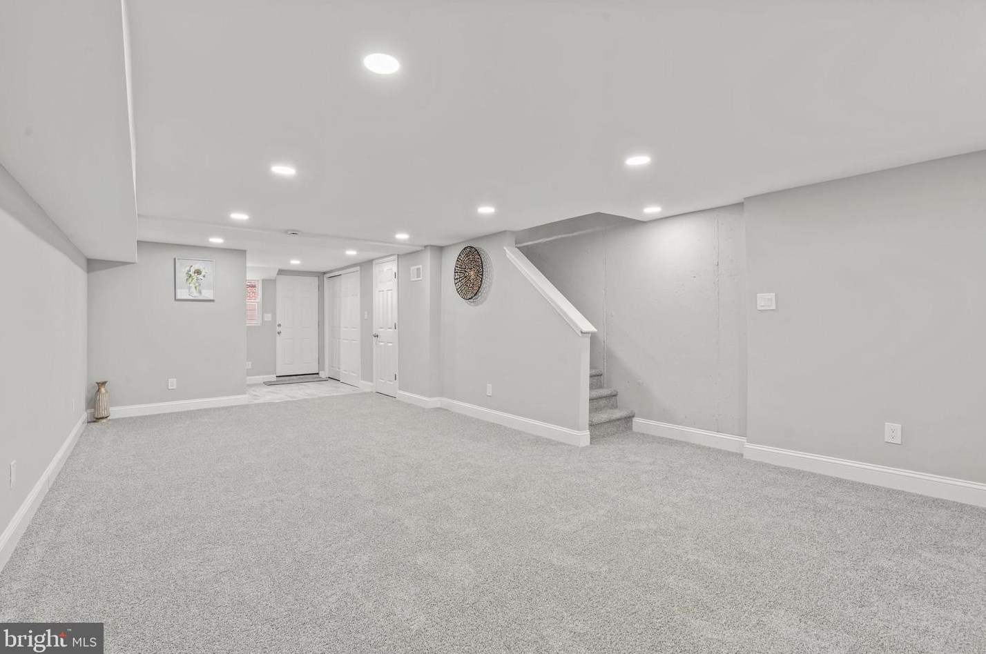 1331 Vernon Rd, Philadelphia PA  19150-2121 exterior