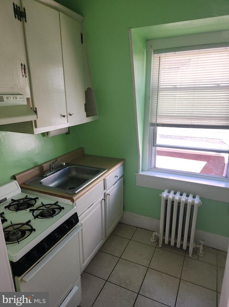 5023 Penn St, Philadelphia PA  19124-2683 exterior