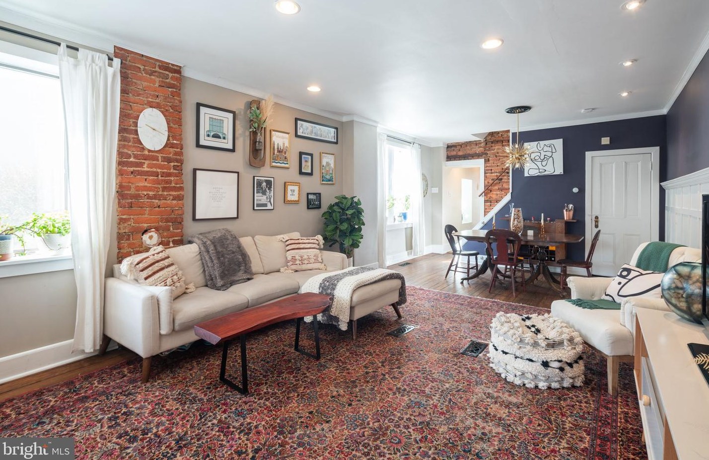 229 Benezet St, Philadelphia PA  19118-4410 exterior