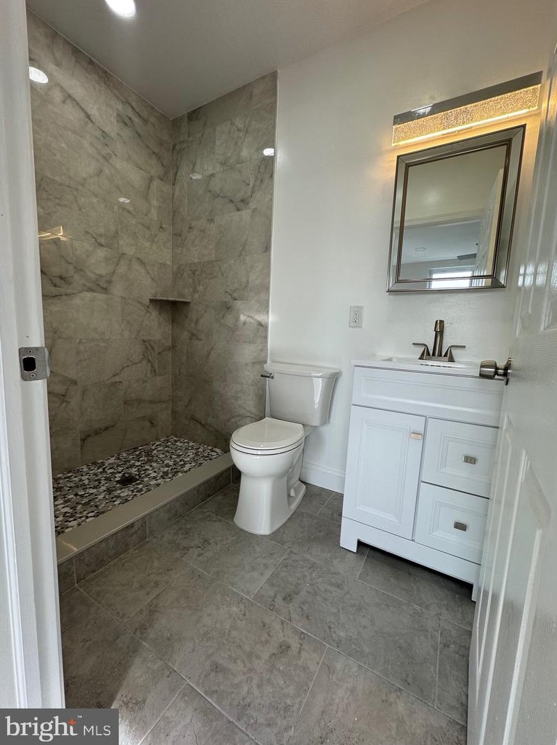 1629 Westmoreland St, Philadelphia PA  19140-4940 exterior
