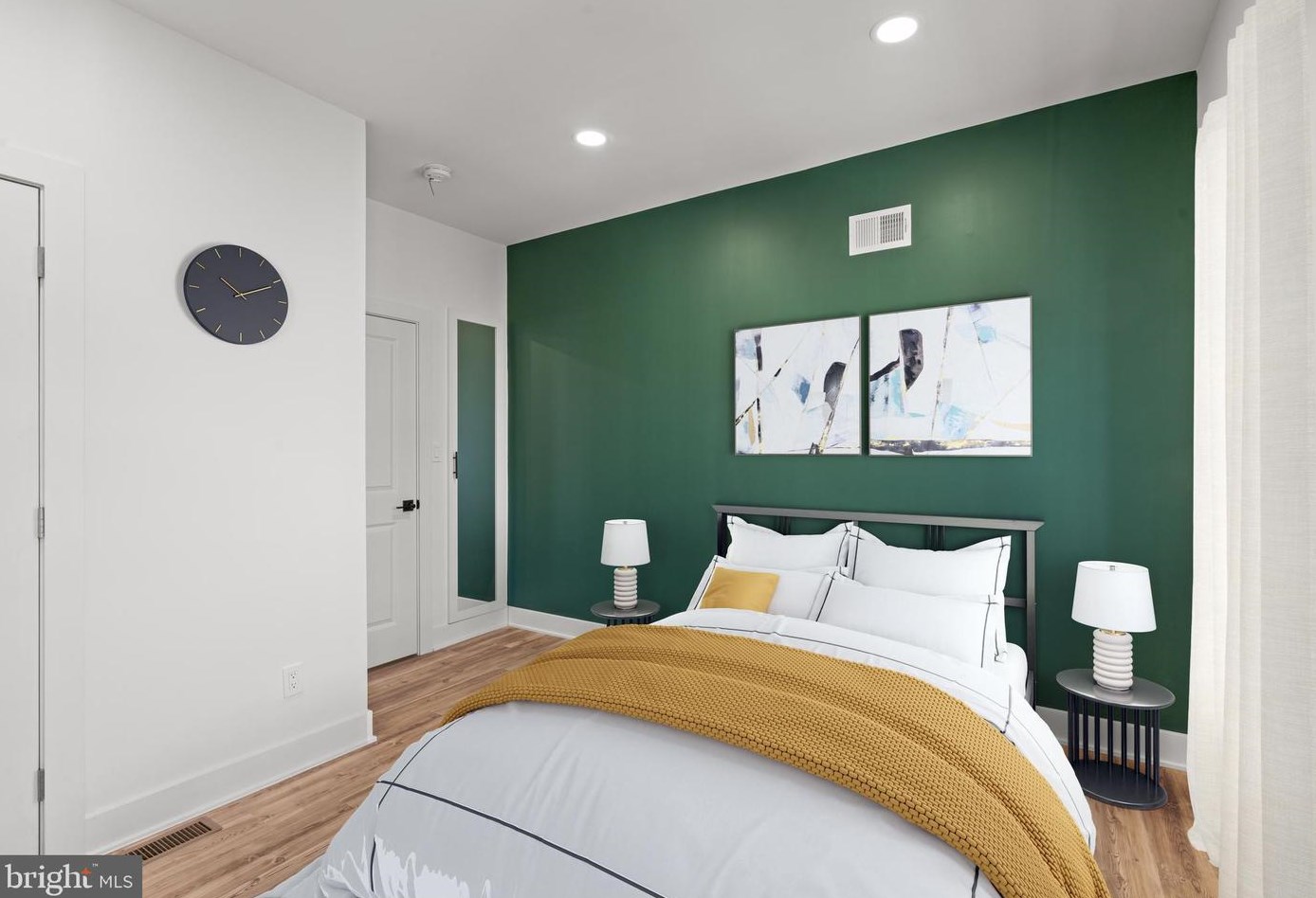 1713 Bambrey St, Philadelphia PA 19146-4404 exterior