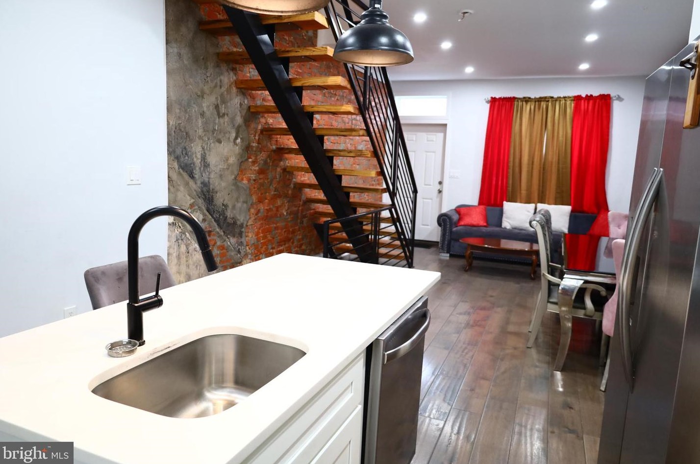 2607 Oakdale St, Philadelphia PA  19132-3123 exterior