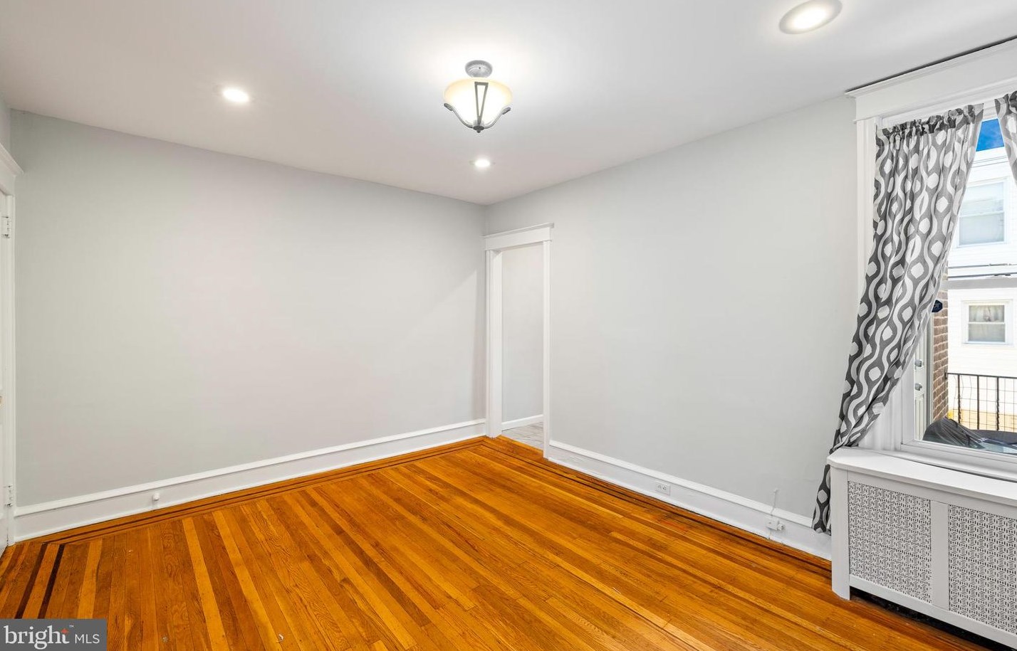 526 Alcott St, Philadelphia PA  19120-1218 exterior