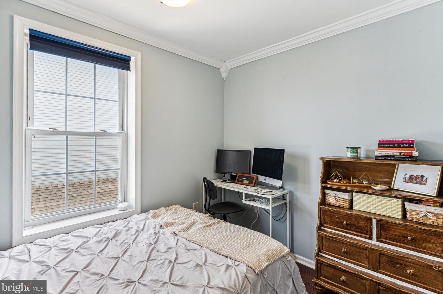 2619 Thompson St, Philadelphia PA  19121-4629 exterior