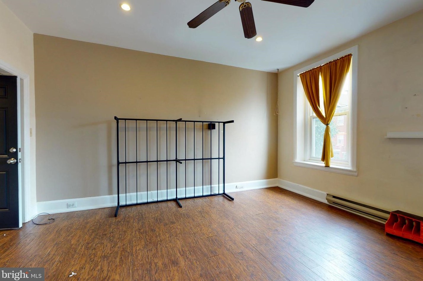 804 Corinthian Ave, Philadelphia PA 19130-1442 exterior