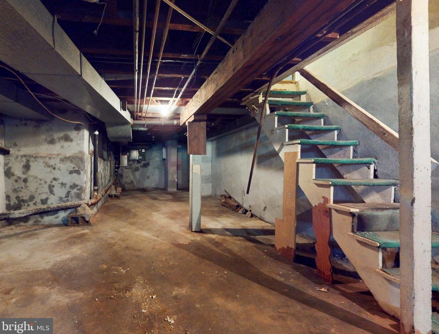 804 Corinthian Ave, Philadelphia PA 19130-1442 exterior