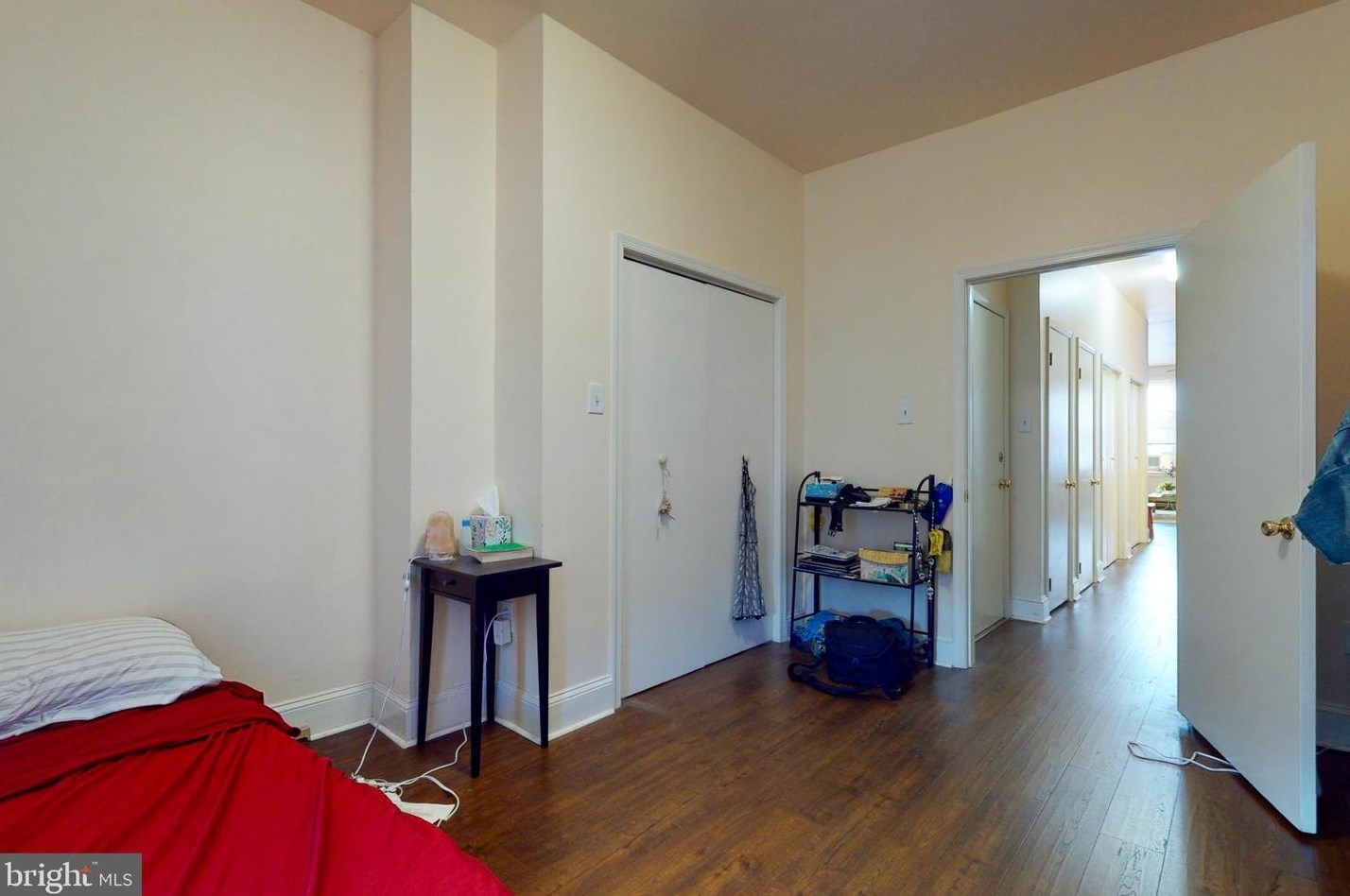 804 Corinthian Ave, Philadelphia PA 19130-1442 exterior