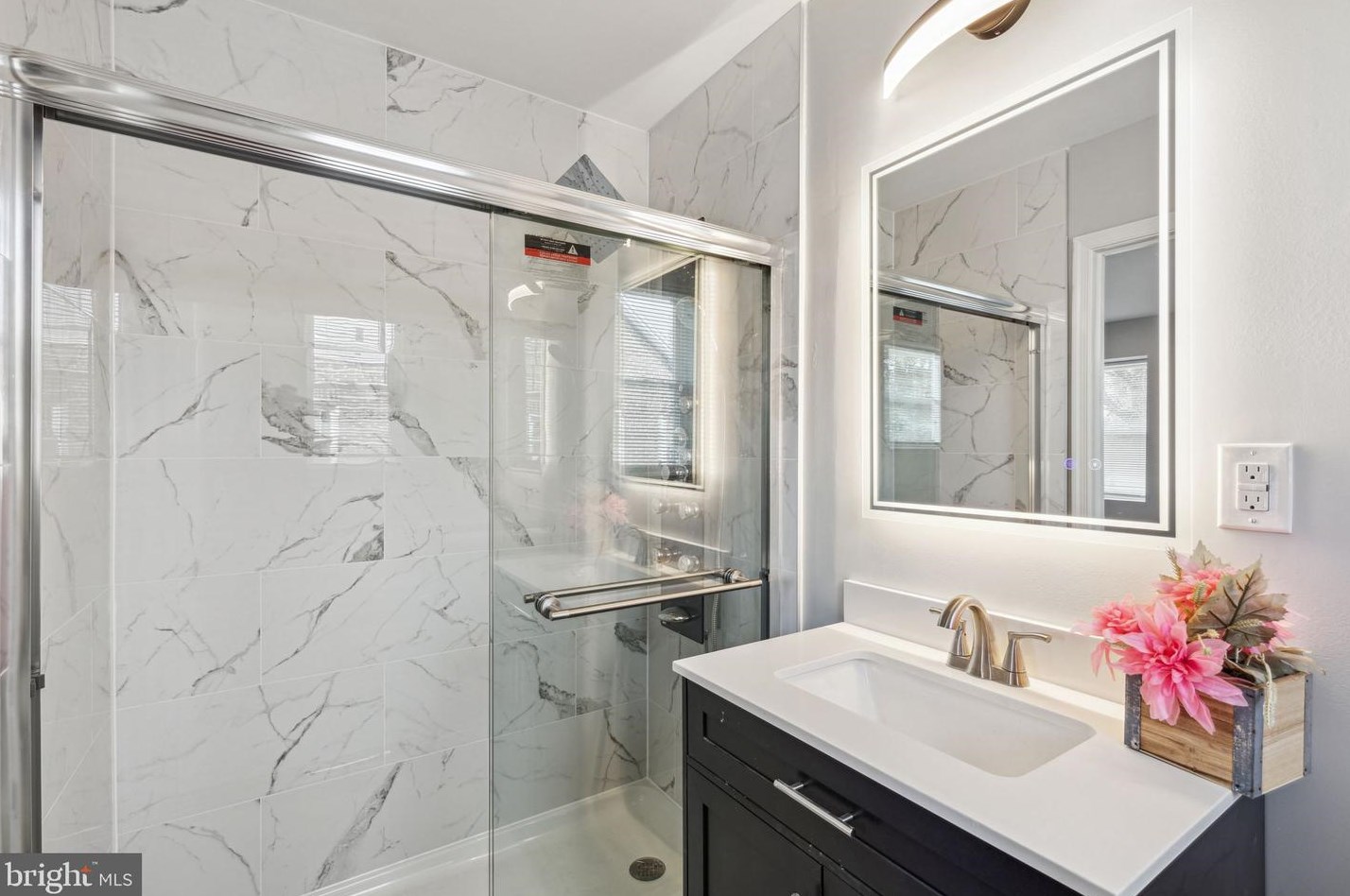 233 Sedgwick St, Philadelphia PA  19119-2540 exterior