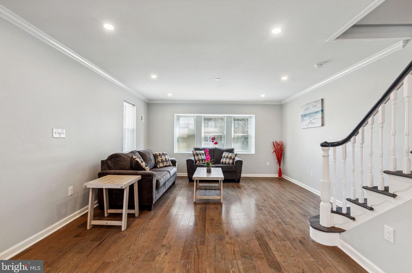 233 Sedgwick St, Philadelphia PA  19119-2540 exterior