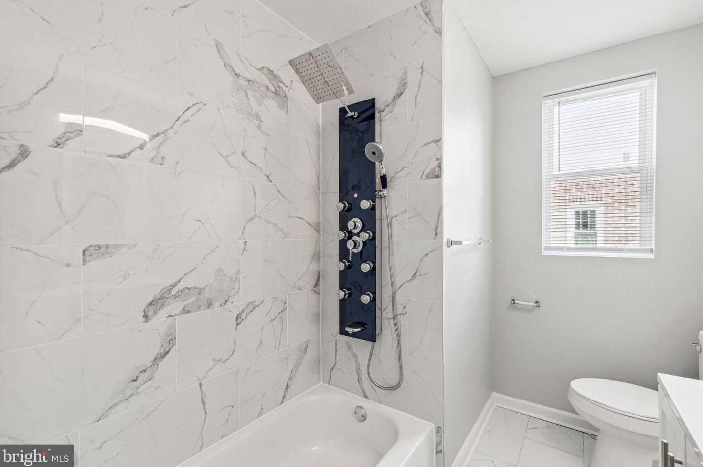 233 Sedgwick St, Philadelphia PA  19119-2540 exterior