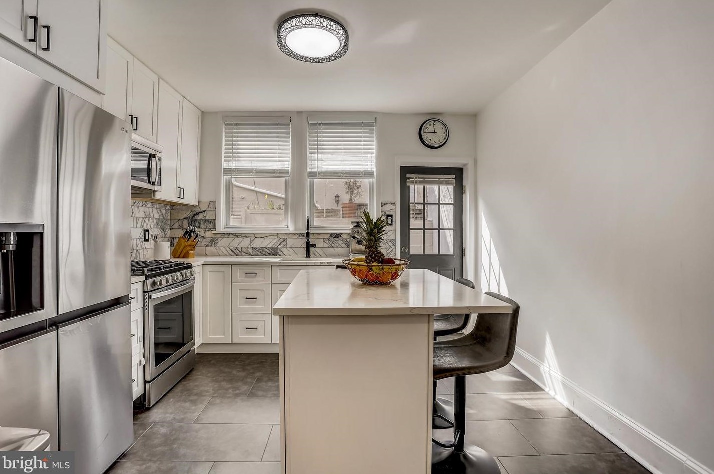 728 Wharton St, Philadelphia PA  19147-5122 exterior