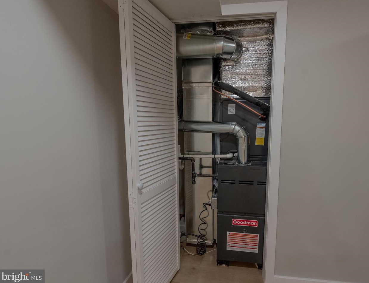 1995 Elston St, Philadelphia PA 19138-2719 exterior