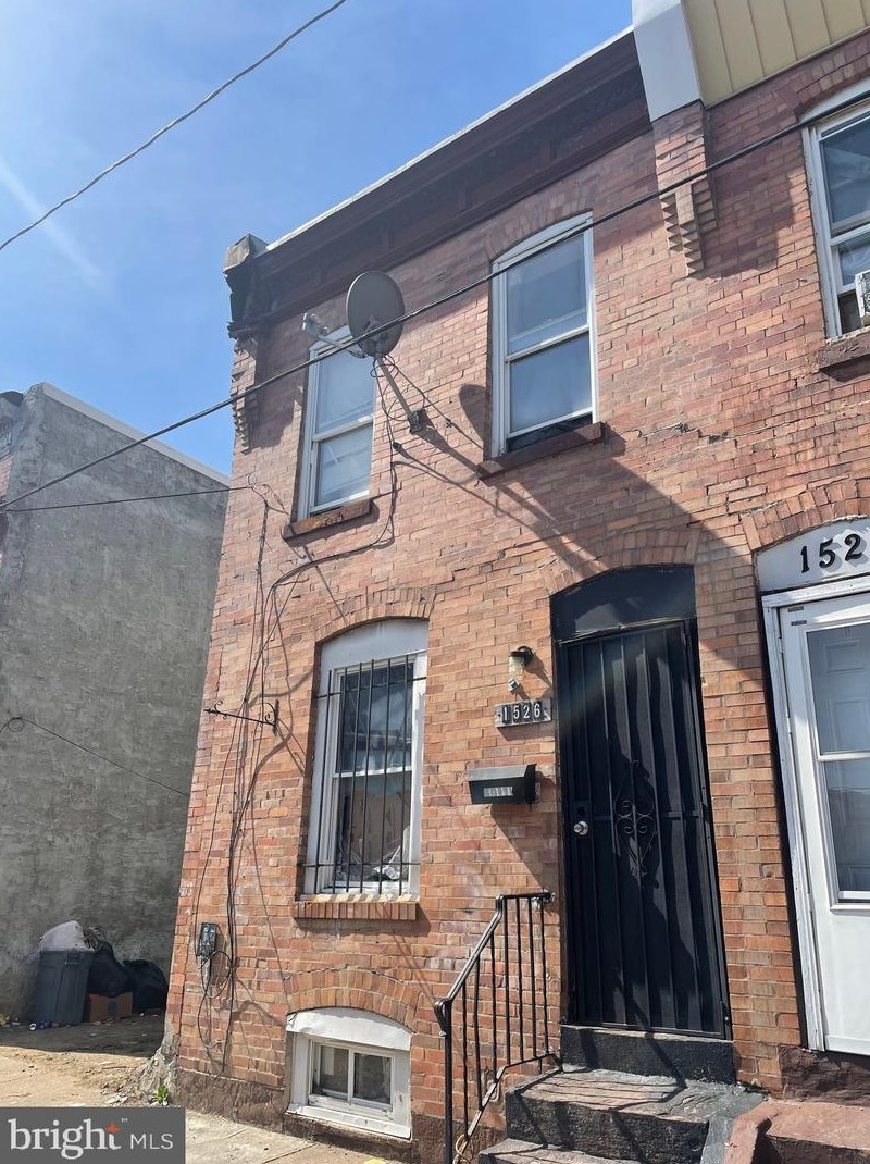 1526 Taney St, Philadelphia PA  19146-4427 exterior