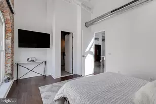 10532 S 12th St, Philadelphia, PA 19107 - Photo 37