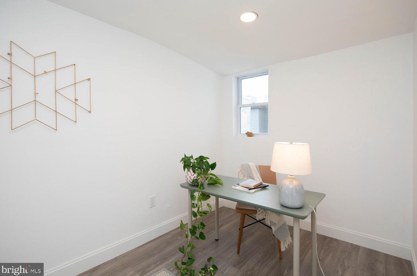 532 Mcclellan St, Philadelphia PA  19148-1819 exterior