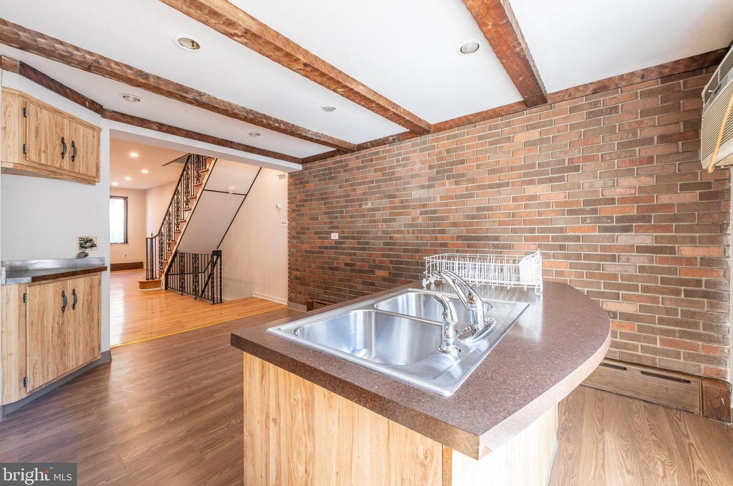 1142 Tree St, Philadelphia PA 19148-3021 exterior