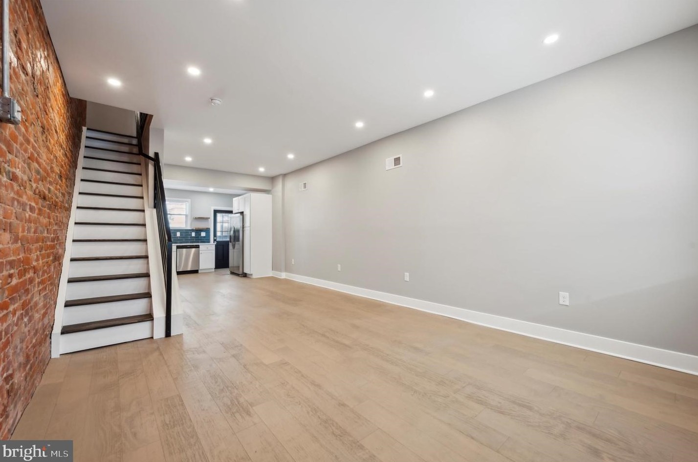 405 Fitzgerald St, Philadelphia PA  19148-3912 exterior