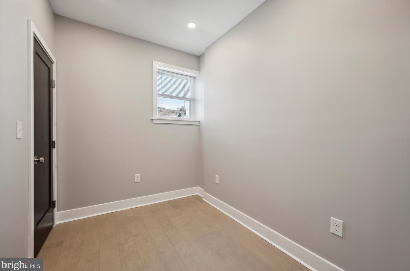 405 Fitzgerald St, Philadelphia PA  19148-3912 exterior