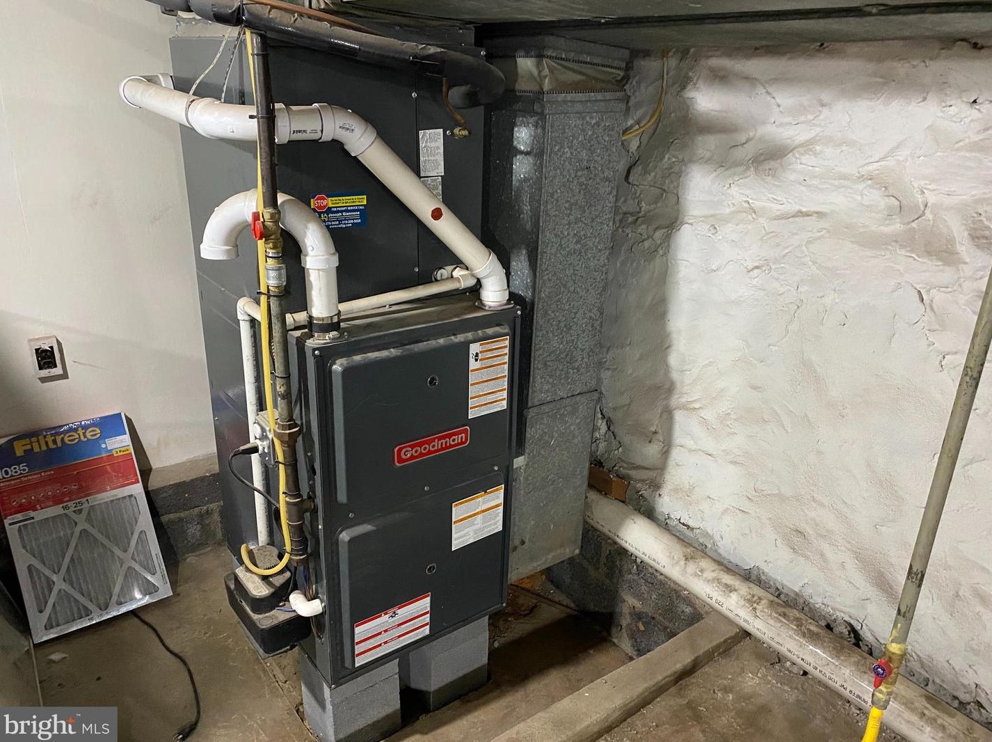 416 Mifflin St, Philadelphia PA  19148-1823 exterior