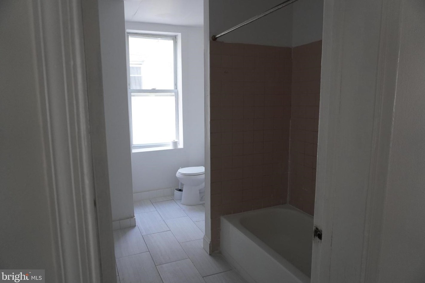 122 Sharpnack St, Philadelphia PA  19119-2237 exterior