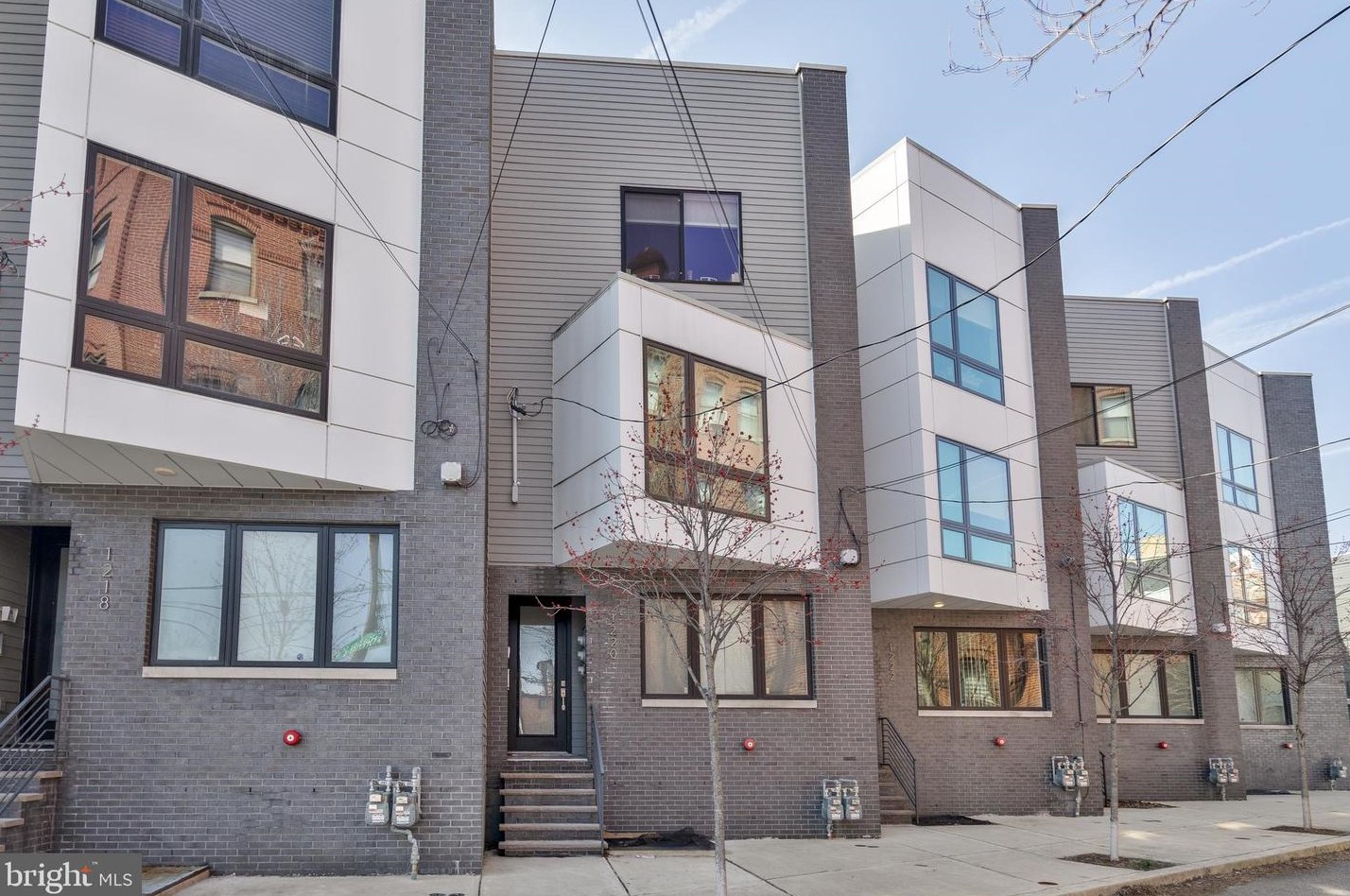 1220 Orkney St, Philadelphia PA  19122-0044 exterior