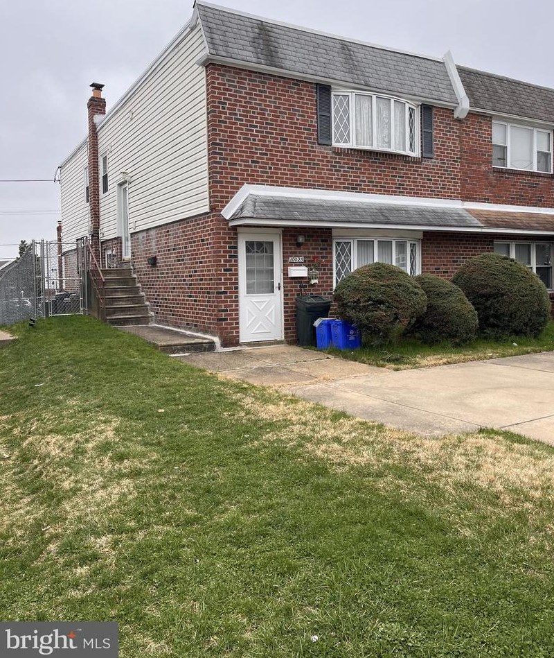 10025 Ferndale St, Philadelphia PA  19116-3603 exterior