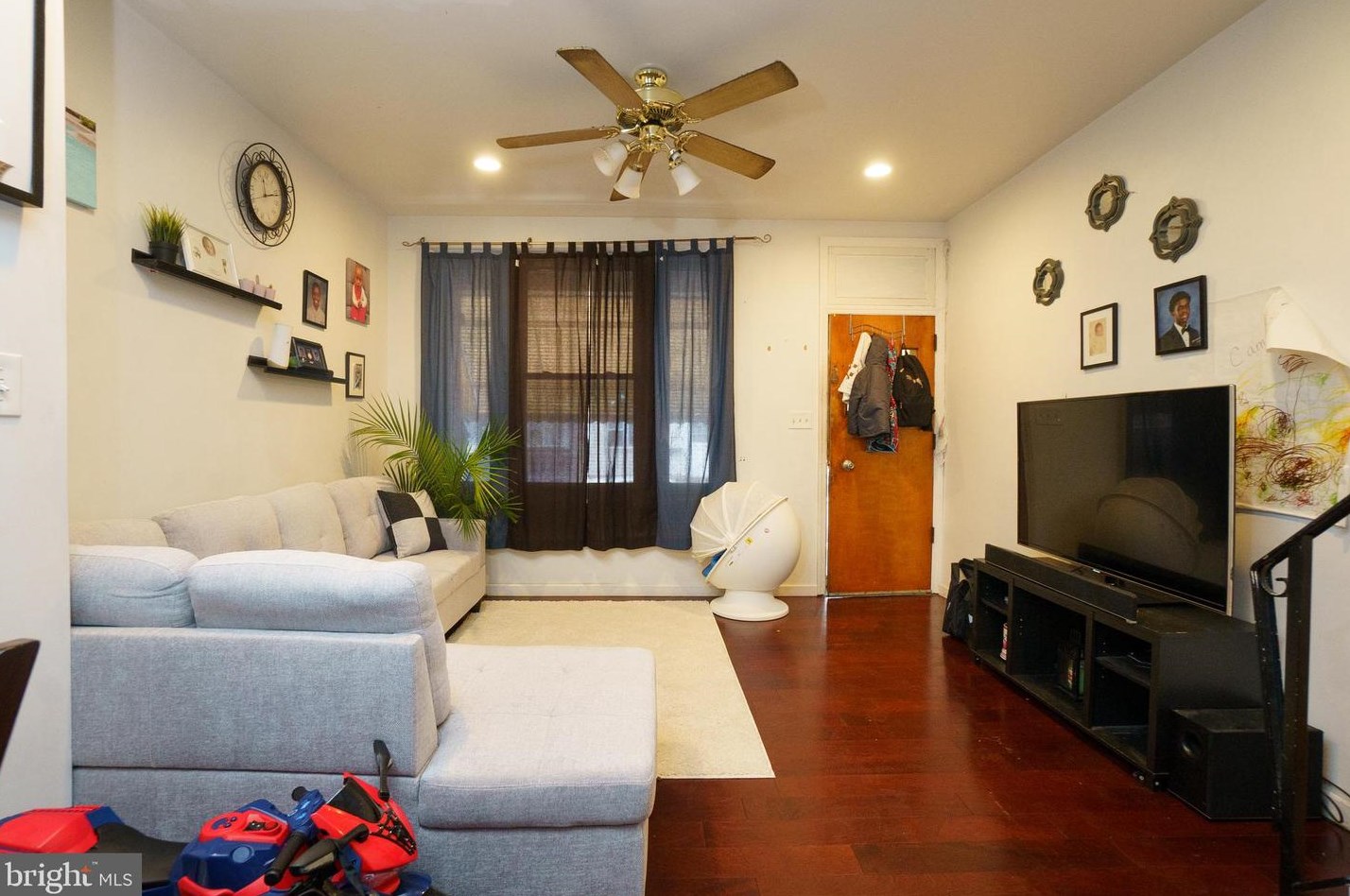 1516 Newkirk St, Philadelphia PA 19132-2532 exterior