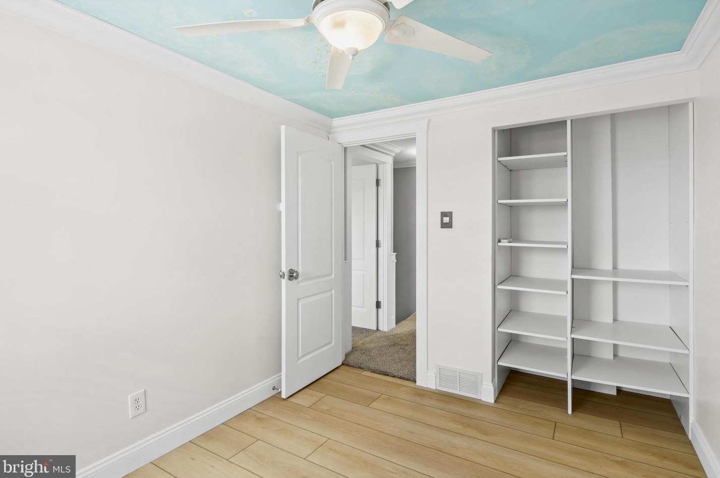 12645 Dunks Ferry Rd, Philadelphia PA 19154-1424 exterior