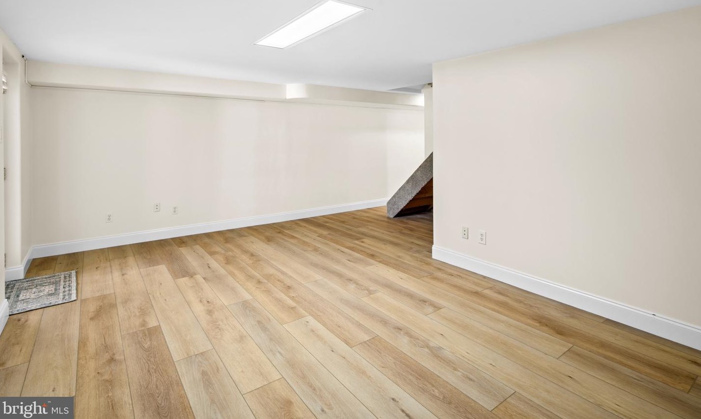 12645 Dunks Ferry Rd, Philadelphia PA 19154-1424 exterior