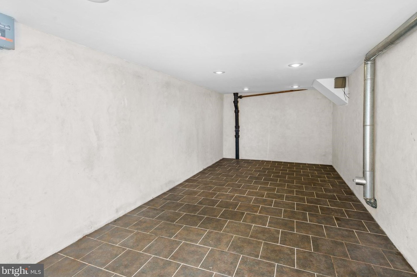 12645 Dunks Ferry Rd, Philadelphia PA 19154-1424 exterior