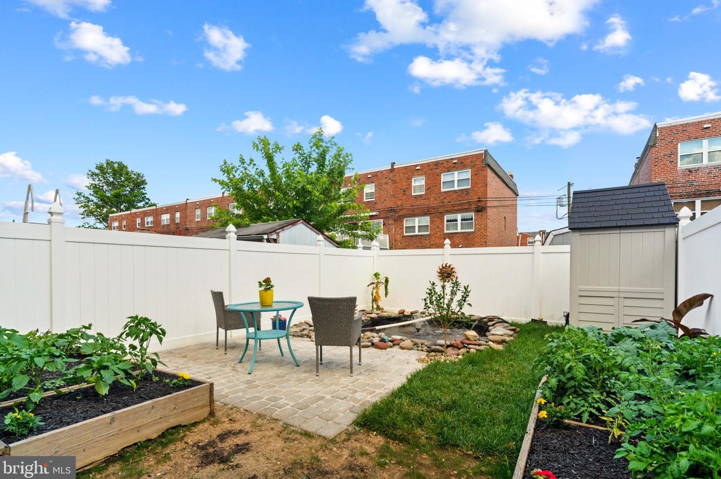 12645 Dunks Ferry Rd, Philadelphia PA 19154-1424 exterior