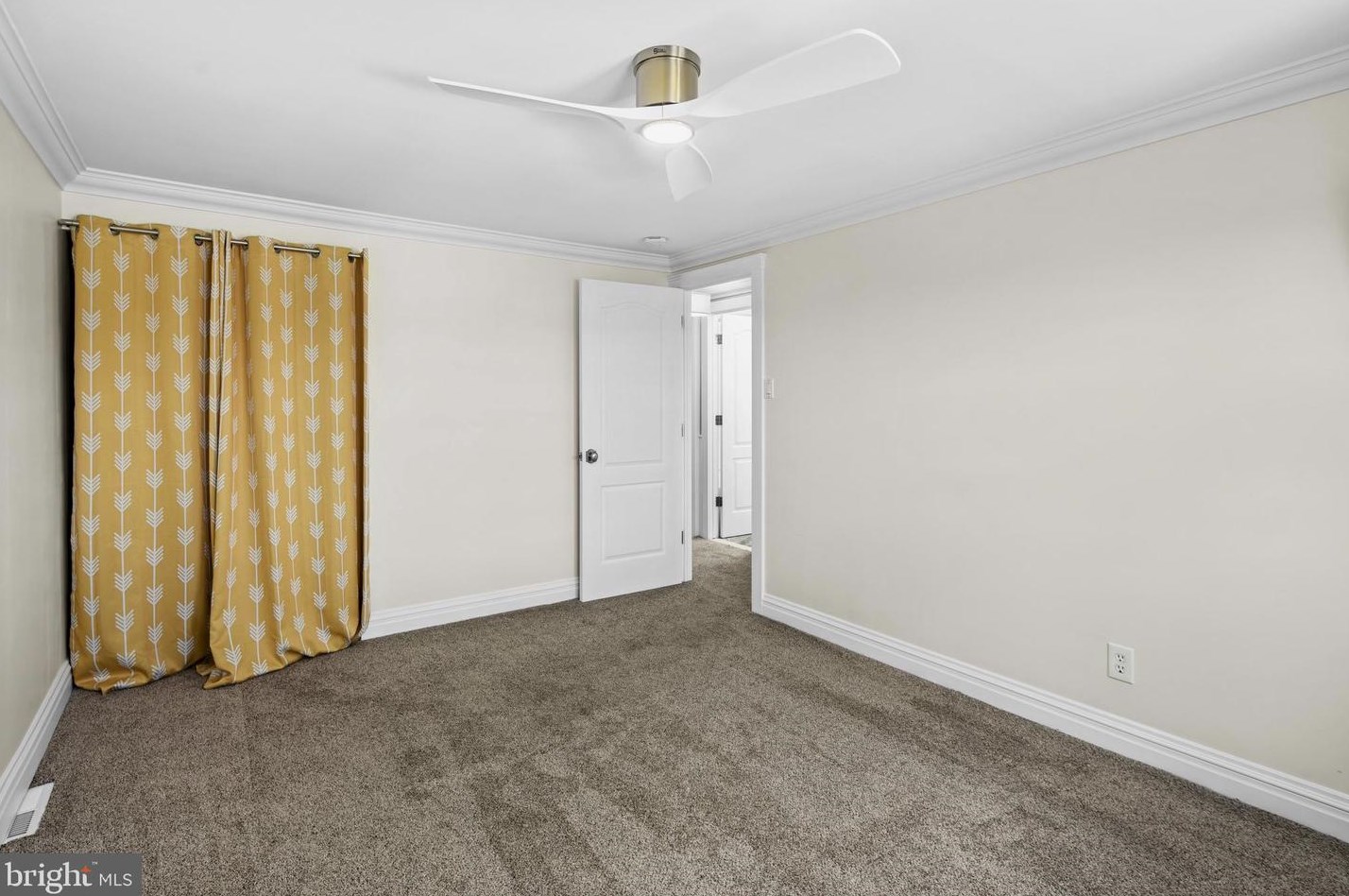 12645 Dunks Ferry Rd, Philadelphia PA 19154-1424 exterior