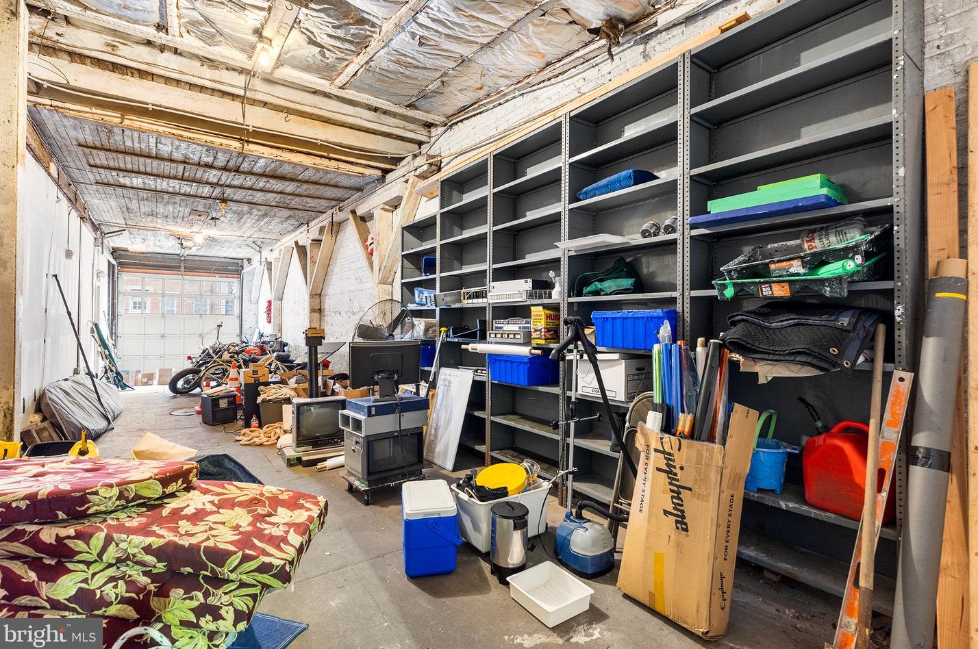 2309 Wallace St, Philadelphia PA 19130-3105 exterior