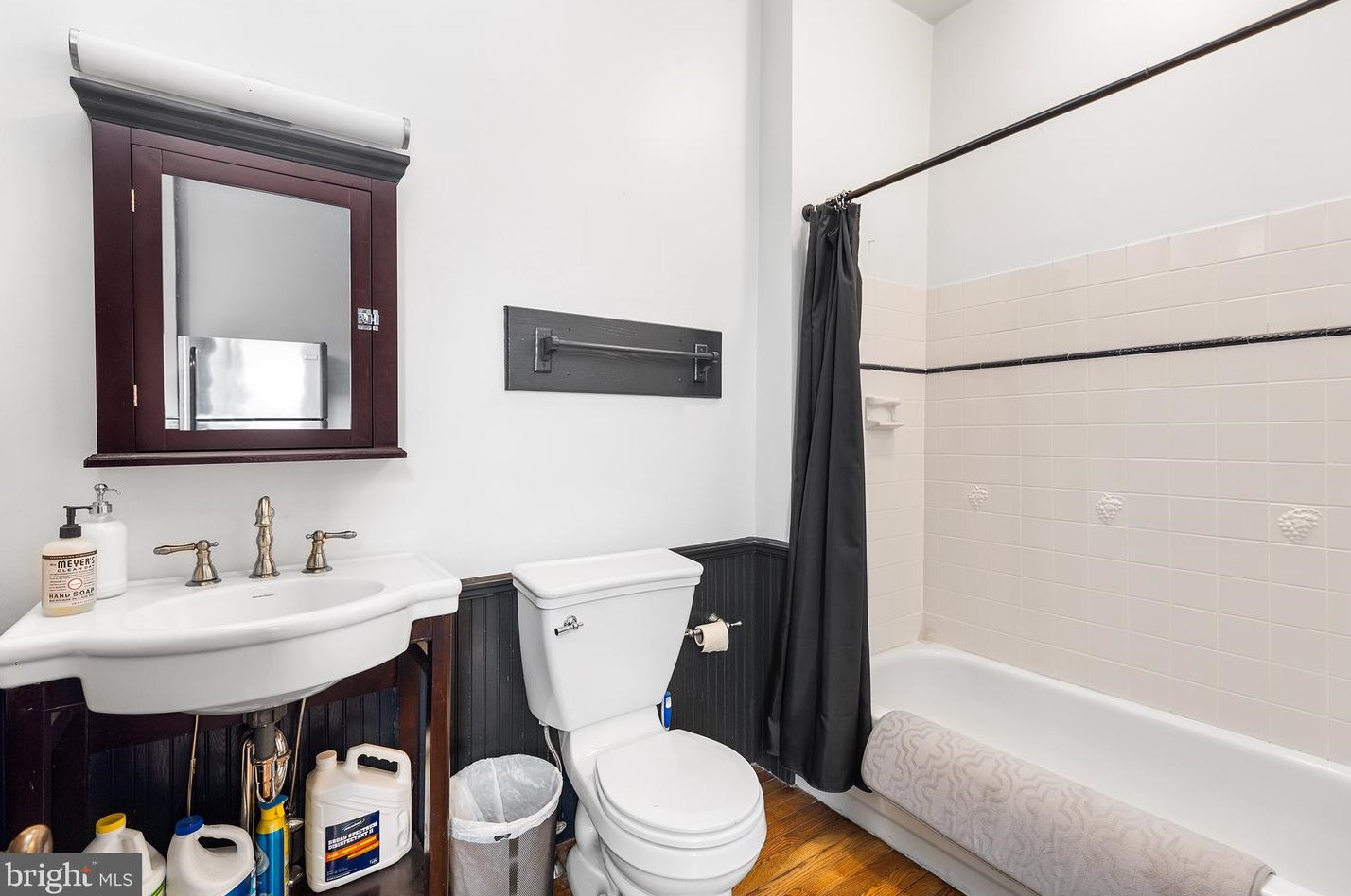 2309 Wallace St, Philadelphia PA 19130-3105 exterior