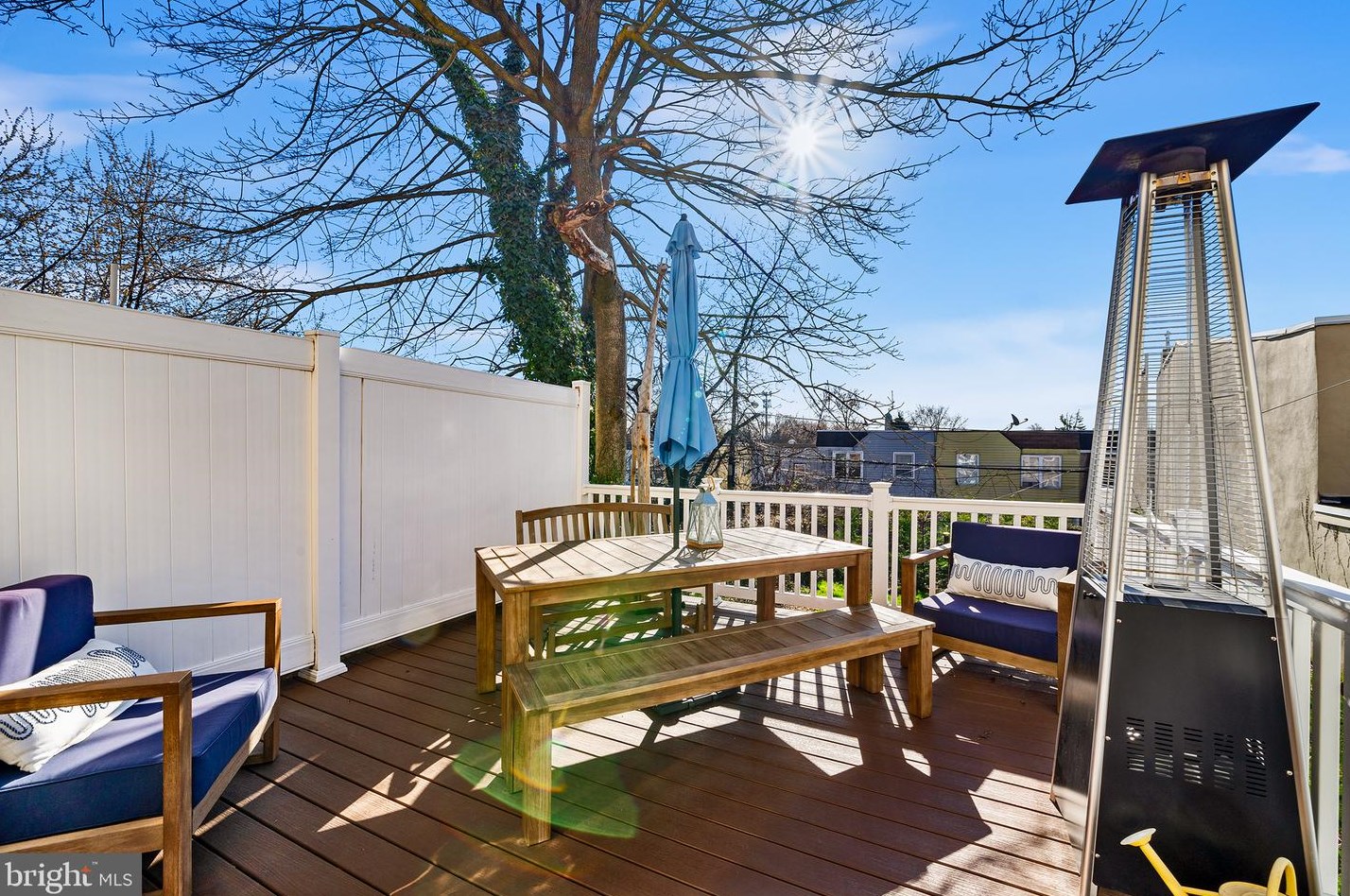 426 High St, Philadelphia PA 19144-1129 exterior