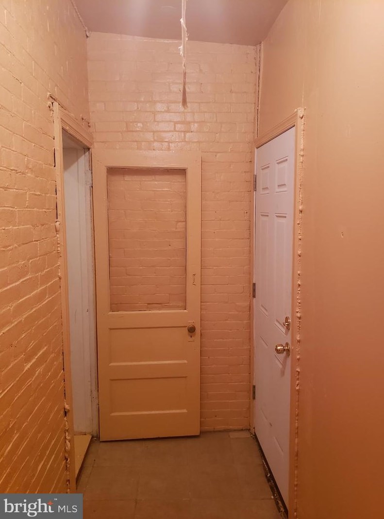 3229 Susquehanna Ave, Philadelphia PA 19122-1118 exterior