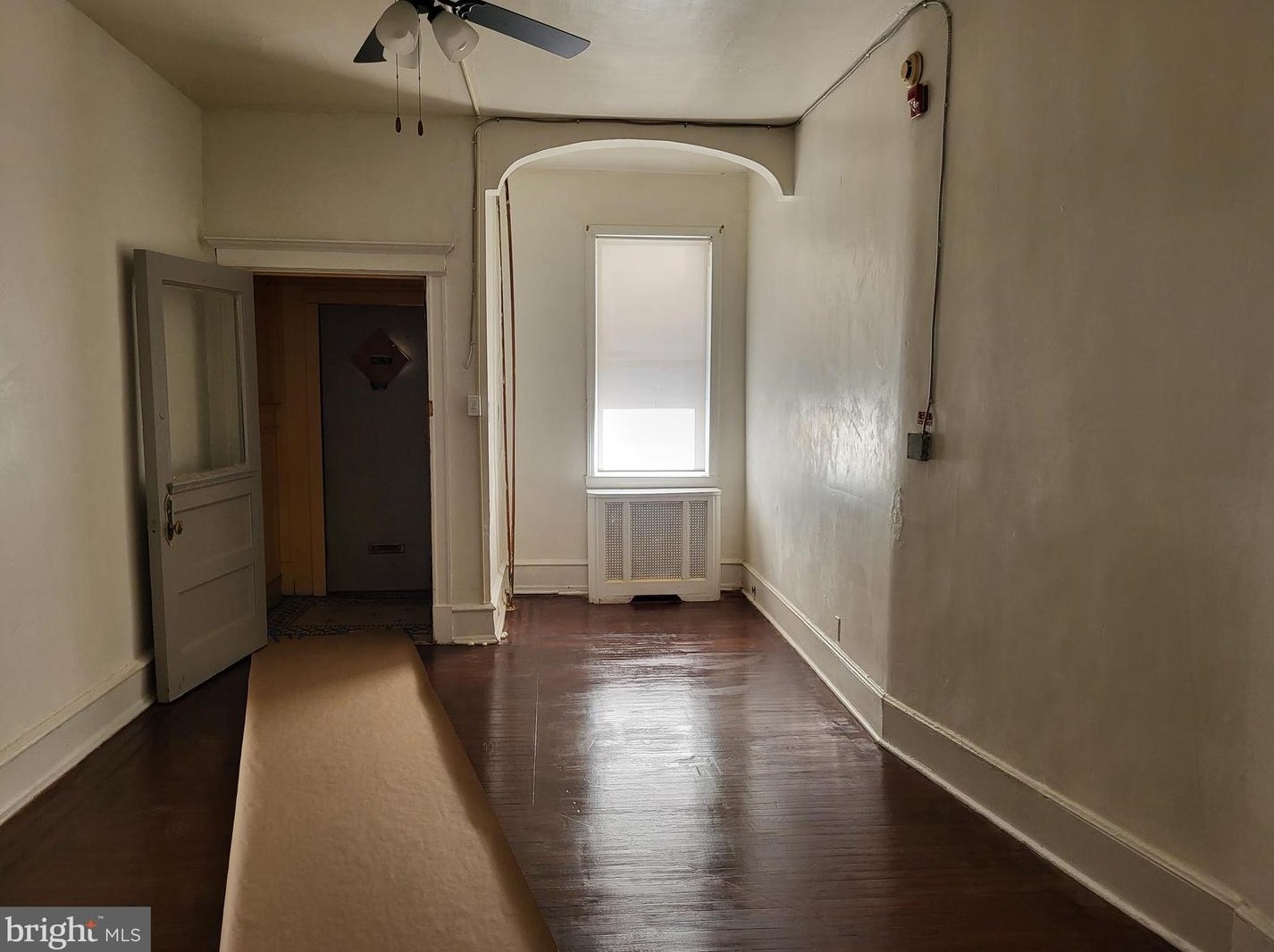 3229 Susquehanna Ave, Philadelphia PA 19122-1118 exterior