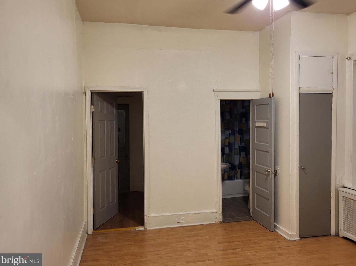 3229 Susquehanna Ave, Philadelphia PA 19122-1118 exterior