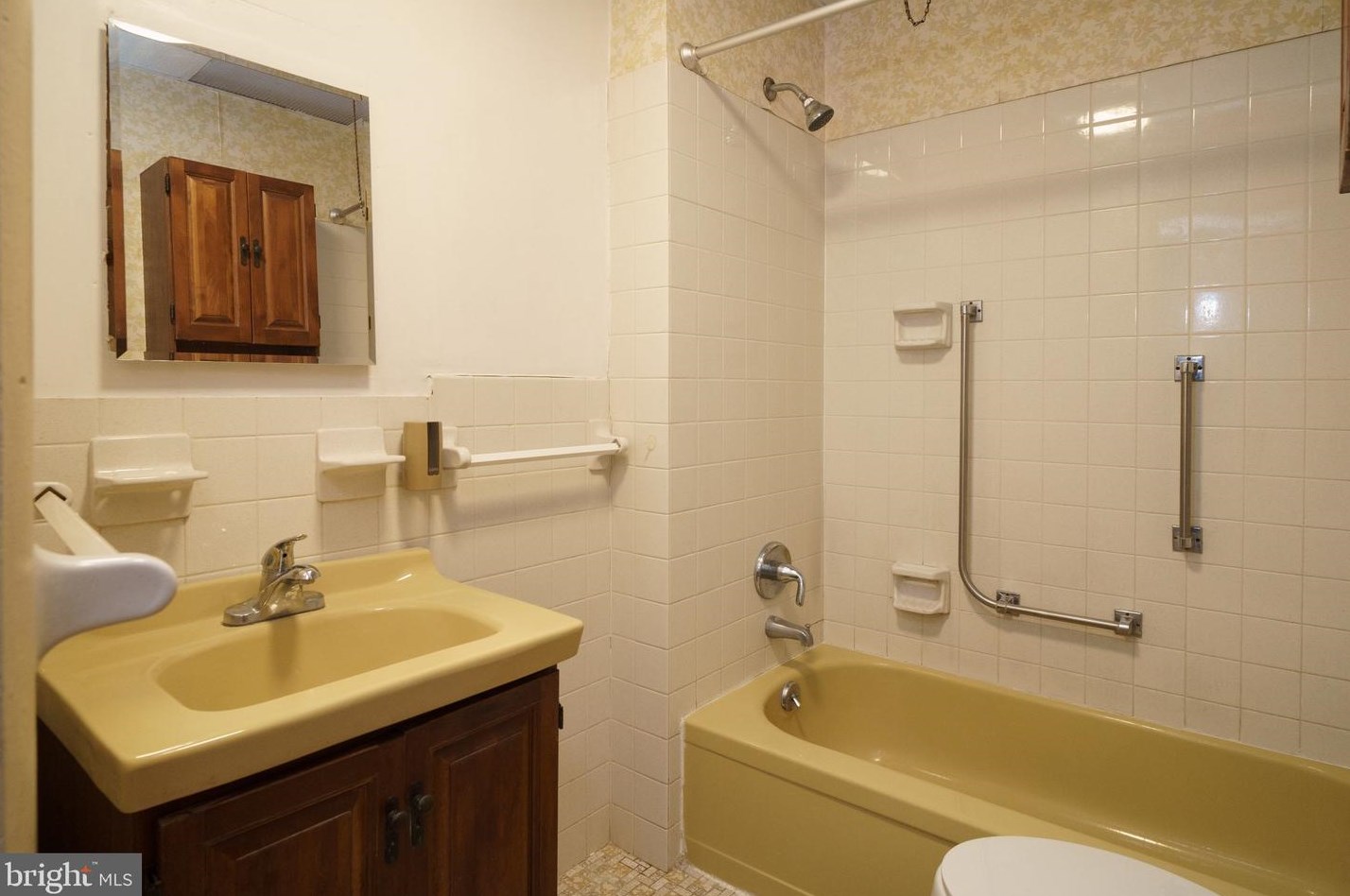 5603 Hunter St, Philadelphia PA  19131-3402 exterior