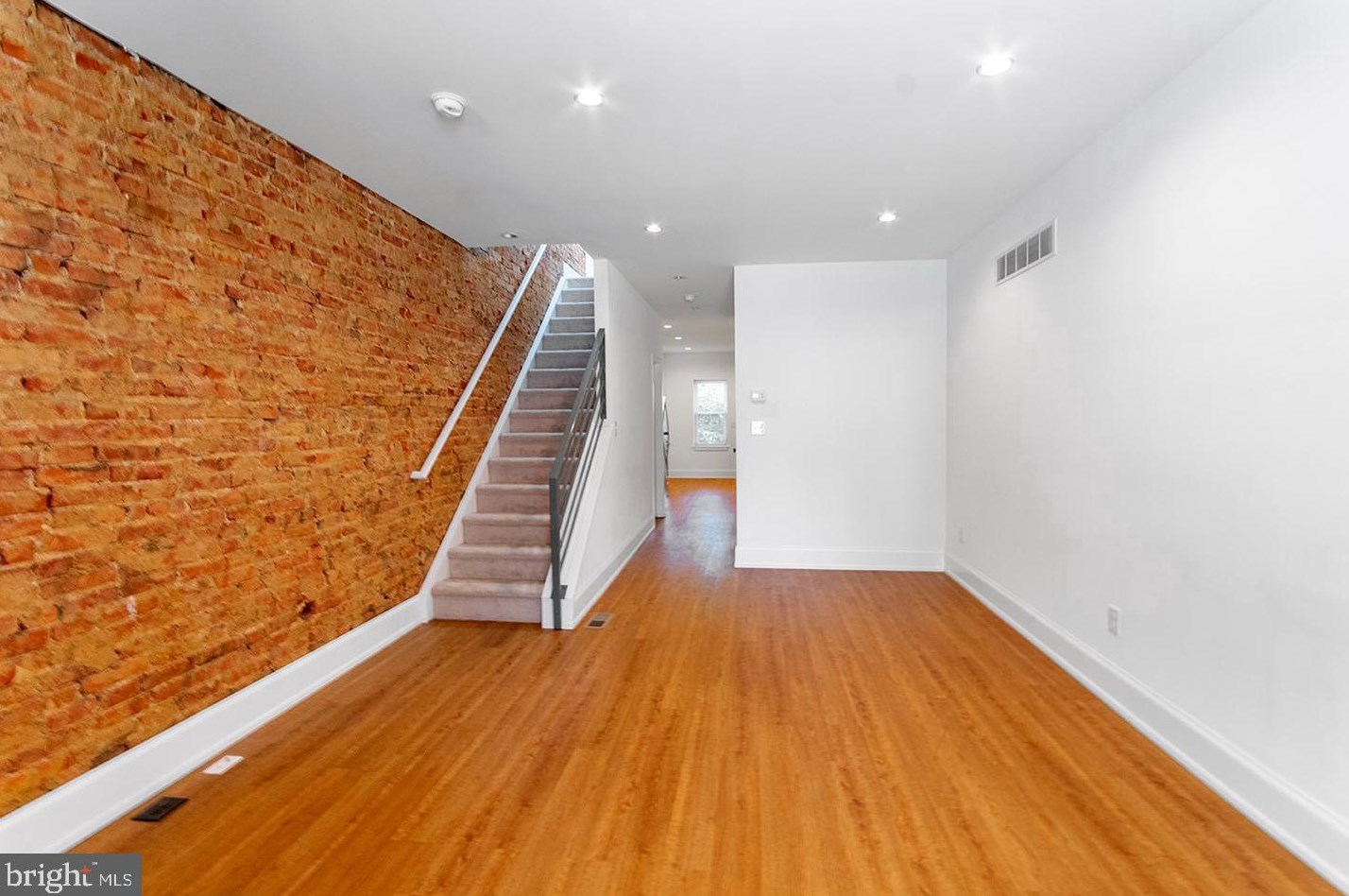 4820 Paschall Ave, Philadelphia PA  19143-4430 exterior