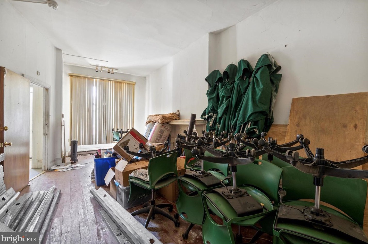 3029 Susquehanna Ave, Philadelphia PA  19121-1122 exterior